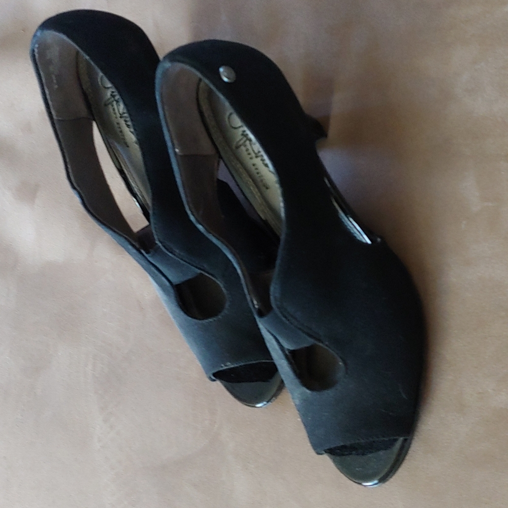 NEW Lifestride Black Faux Suede Open Toe pumps sz 8.5